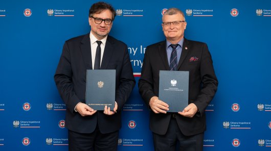 30 października w Warszawie, Prezes Urzędu Ochrony Danych Osobowych Mirosław Wróblewski oraz Główny Inspektor Sanitarny Paweł Grzesiowski podpisali porozumienie o współpracy