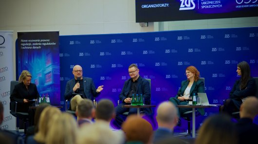 Zdjęcie z Konferencji „Nowe wyzwania prawne: Regulacje, zadania regulatorów i ochrona danych”