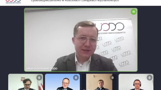 Jakub Groszkowski podczas wystąpienia na webinarium. 