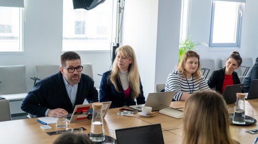 Zdęcie ze spotkania przedstawicieli UODO z przedstawicielami IAB Polska oraz IAB TECH LAB