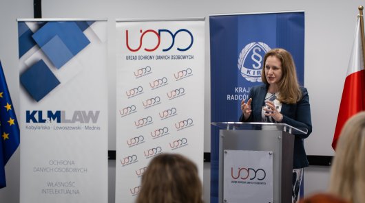 zdjęcie z 11 czerwca 2026 r., gdzie w siedzibie Urzędu Ochrony Danych Osobowych odbyło się uroczyste wręczenie nagród laureatom XIV edycji konkursu na esej dla studentów prawa i administracji.