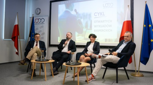 zdjęcie "Sztuczna inteligencja a prawo" – to tytuł trzeciego już trzeciego wykładu w ramach Cyklu Otwartych Wykładów Eksperckich organizowanych przez Urząd Ochrony Danych Osobowych