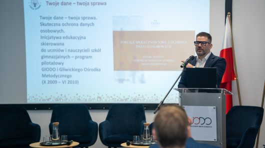 zdjęcie z konferencji „Uczeń, dane osobowe, technologia. Jak budować bezpieczną i odporną cyfrowo szkołę?,” która odbyła się 27 i 28 października 2026 r.