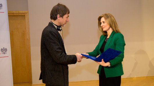 Laureat Nagrody im. Michała Serzyckiego w 2019 roku profesor Paul de Hert z Vrije Universiteit Brussels (z lewej) i Edyta Bielak-Jomaa, Prezes UODO (po prawej).