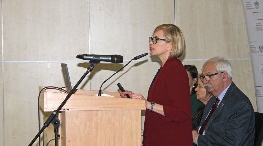 Na zdjęciu Marta Mikołajczyk z Zespołu Edukacji i Współpracy Międzynarodowej w UODO.